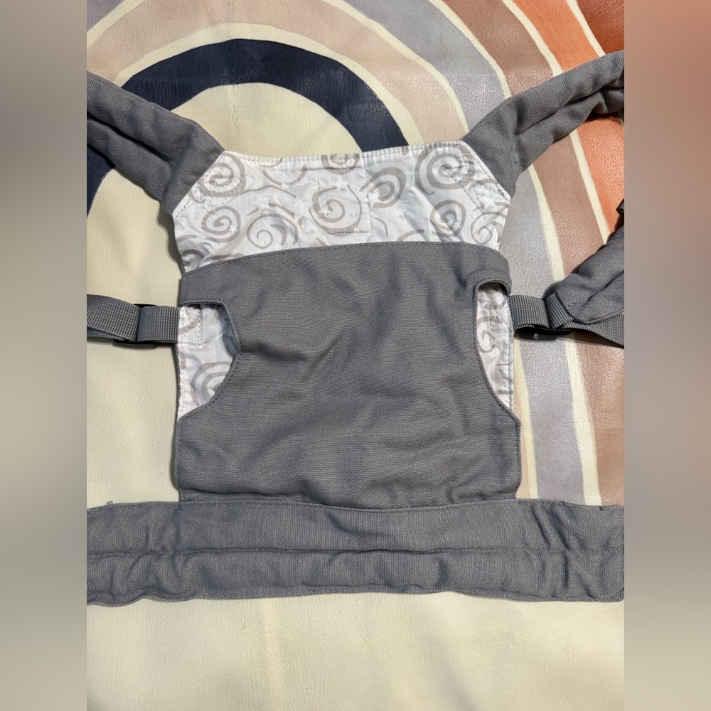 Ergo Baby galaxy grey doll carrier - Picture 5 of 5